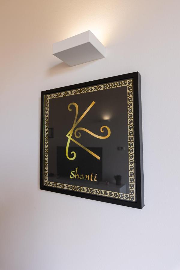 Shanti Holiday House Palermo Exterior photo